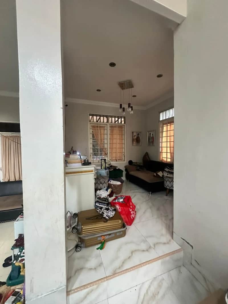Rumah Mewah 2 Lantai dekat UGM Jl Kaliurang KM 6,5 18