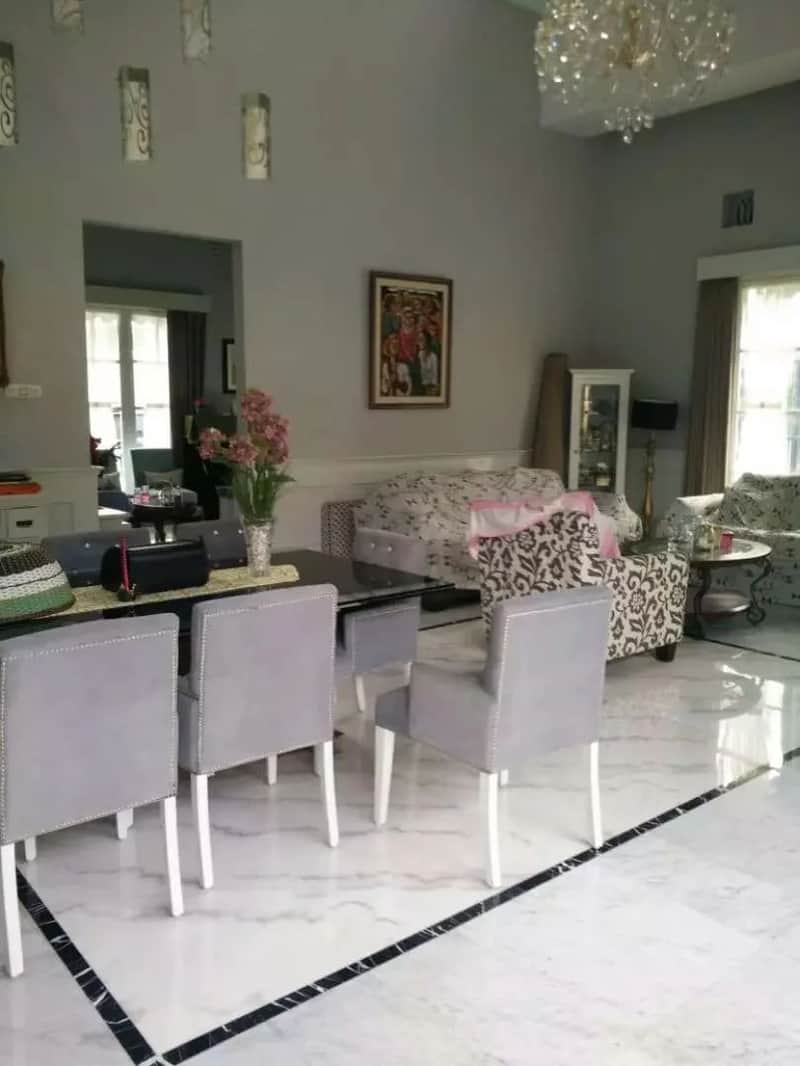 Rumah Cantik Baru + Kolam Renang, Nyaman Asri Strategis 8