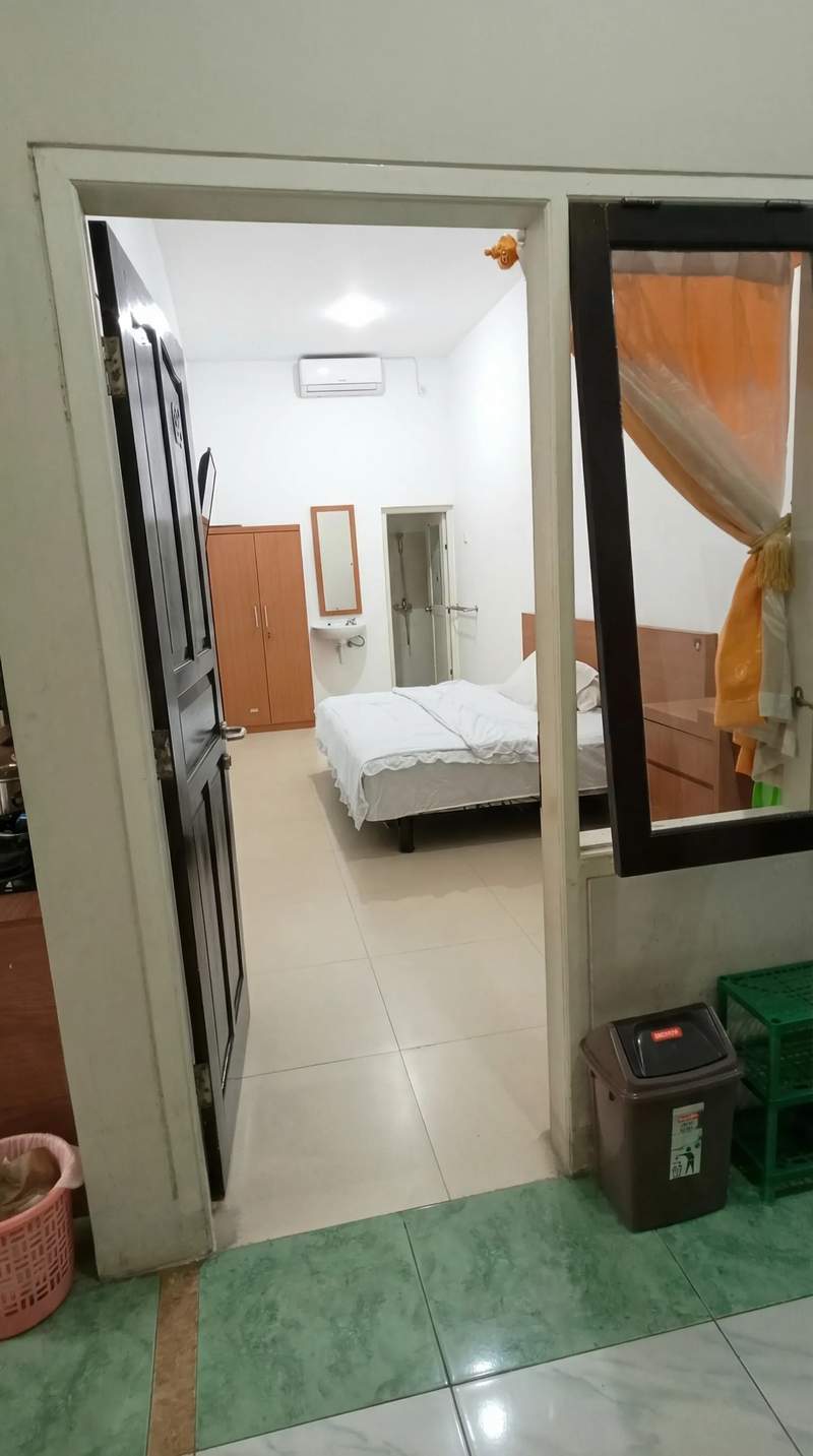 Kost Eksklusif 16 Kamar + Ruang Usaha di Jl. Aspal Lebar Dekat Ambarukmo Plaza 3
