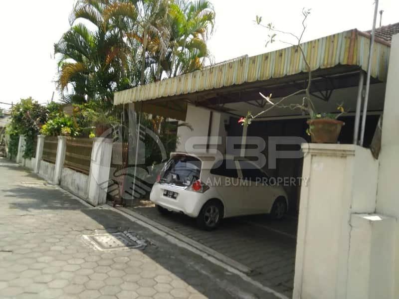 Rumah Strategis di Demangan - Kesempatan Investasi Kost Eksklusif Dekat UGM & UNY 1