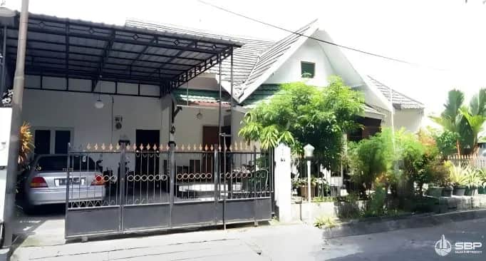 Rumah Cantik di Perum Griya Perwita Wisata, Jl. Kaliurang Km 13 1