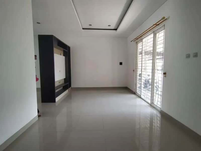 Rumah Mewah Cantik di Perum Greenhills Utara UGM - Dijual atau Disewakan 3